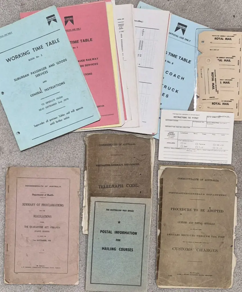PMG Stationery & Manuals An interesting assembly ... Image 1++