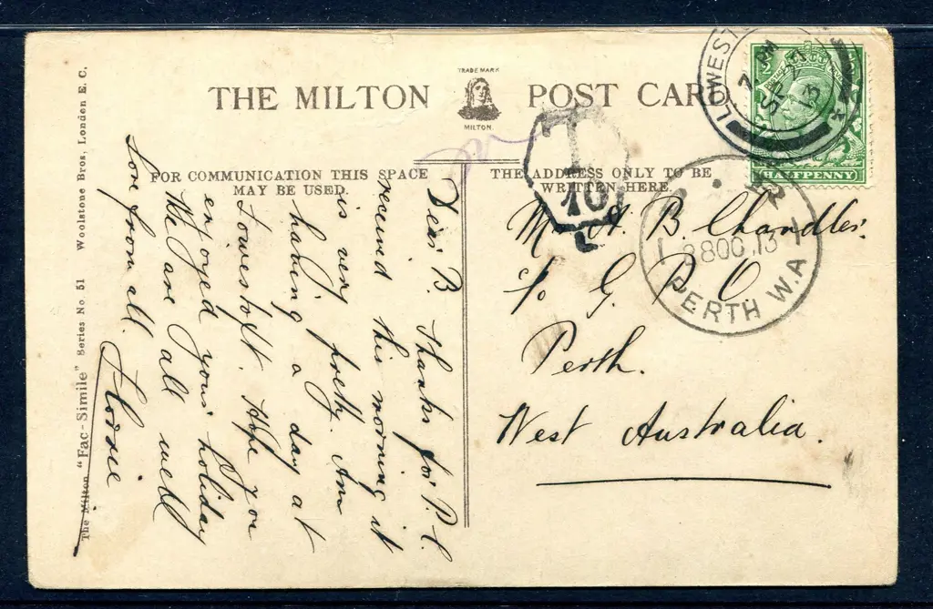 1913 (28th Oct) English holiday postcard addressed ... Image 1++