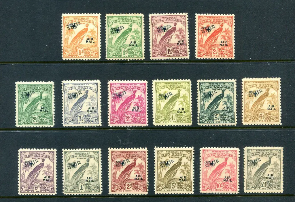 1932/34 "AIR MAIL" ovpts on undated BOP as above ... Image 1++
