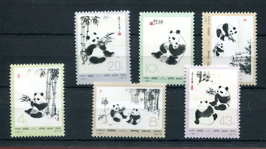 1973 Giant Pandas set of 6. A couple of light ... Image 1++