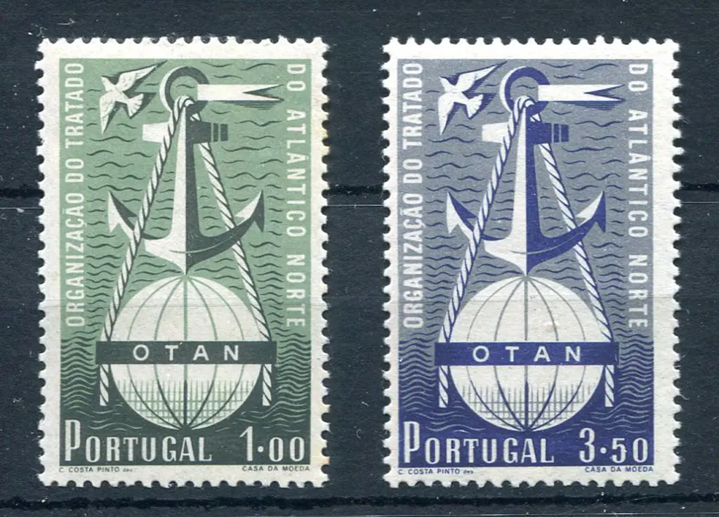 1952 NATO pair. MUH. SG 1065/66, Cat. £550 (2) Image 1++