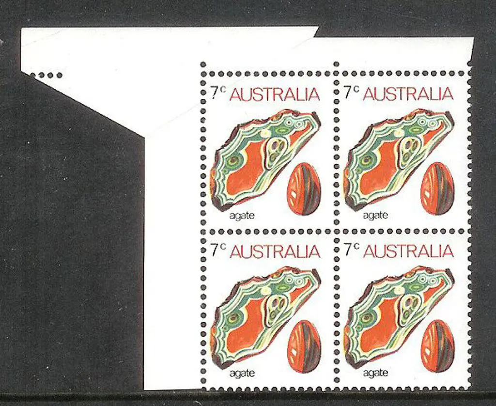 1973 7c Agate block of 4 with perforation error ... Image 1++