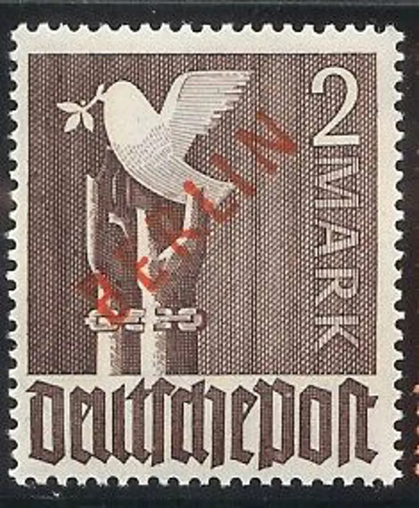 1949 2pf to 2m. BERLIN overprints in red. Fresh ... Image 1++
