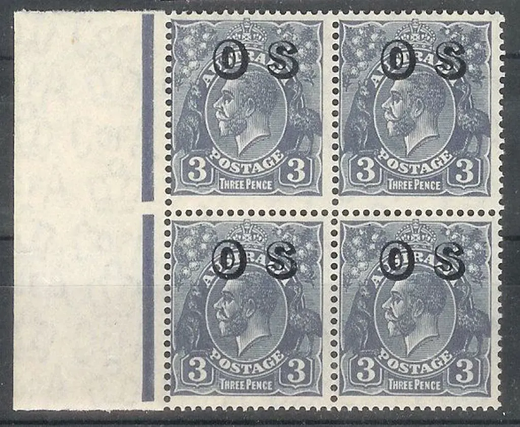 1931 3d blue KGV marginal MUH block of 4, centred ... Image 1++