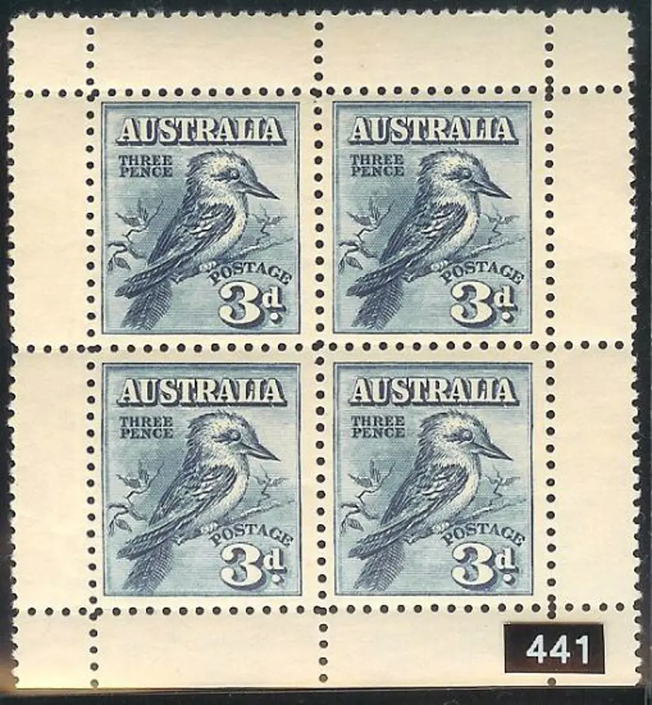 1928 Kookaburra Miniature Sheet. MUH with light ... Image 1++