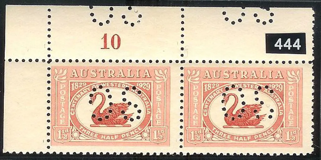 1929 1½d WA Centenary pl.10 horizontal pair with ... Image 1++