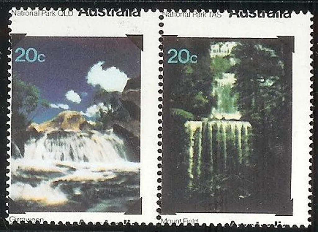 1979 National Park pair ''Falls'' se-tenant pair ... Image 1++