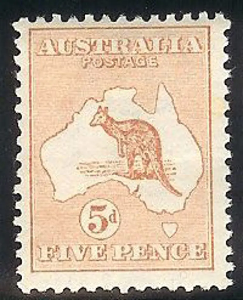 5d chestnut MVLH centred high & with faint spot at ... Image 1++