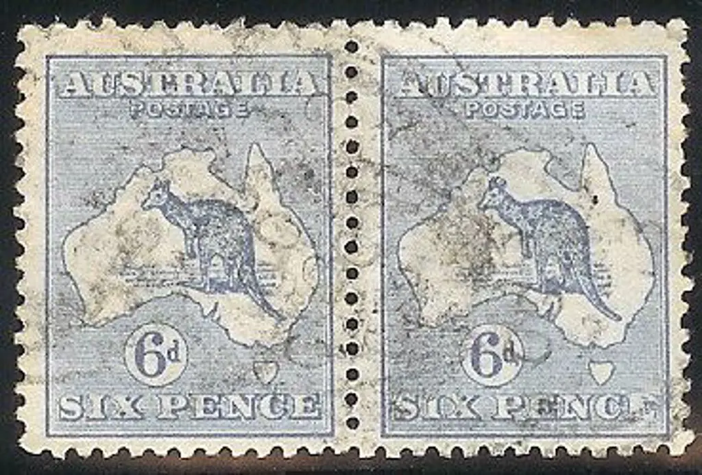 6d blue in used pair with retouched "E" variety. ... Image 1++
