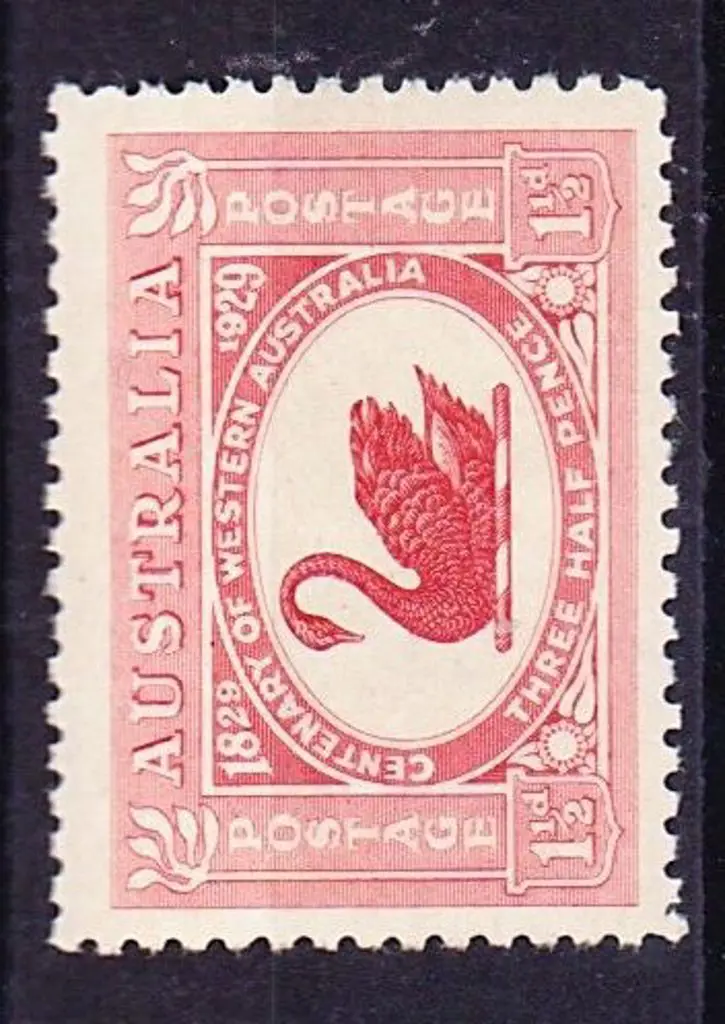 1929 1½d Swan re-entry "TR" & neck double variety. ... Image 1++