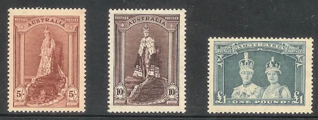 1937/49 Robes on thin paper set of 3 MUH. All ... Image 1++