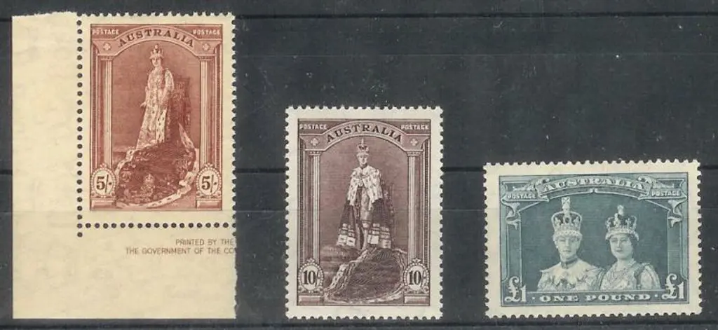 1937/49 Robes set of 3 to £1 on thin paper. 5/- & ... Image 1++