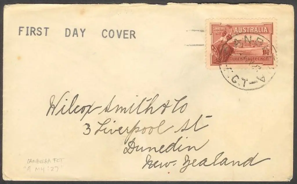1927 (9th May) 1½d Parliament House plain FDC pmkd ... Image 1++