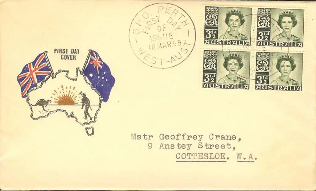 1959 (18th Mar) 3½d deep green QEII block of 4 on ... Image 1++