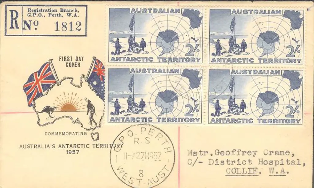 1957 (27th Mar) 2/- Map block of 4 on Challis ... Image 1++